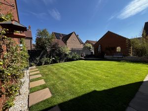 Photo 8- click for photo gallery